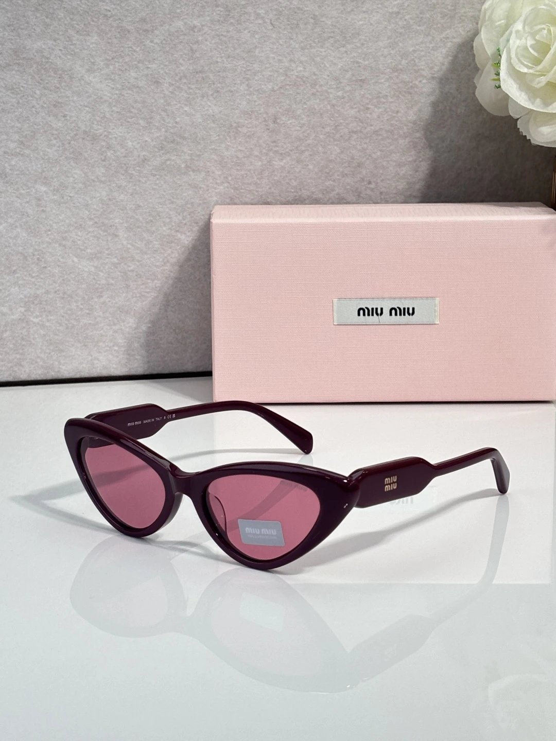Miu Miu SMUB11U Sunglasses 55-19-140 — photo 4