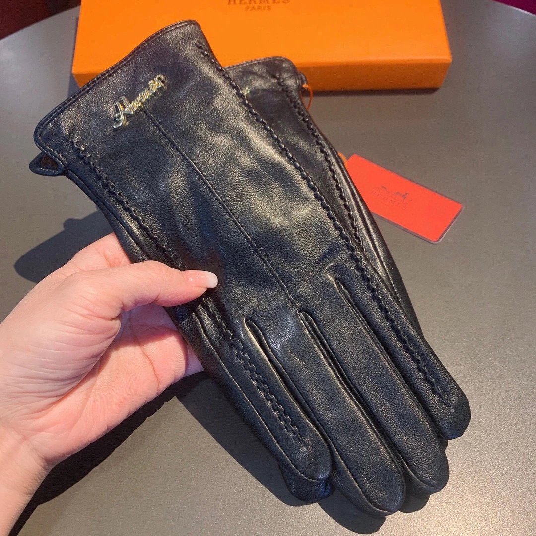 Hermes Lambskin Cashmere Gloves Ver.C — QC