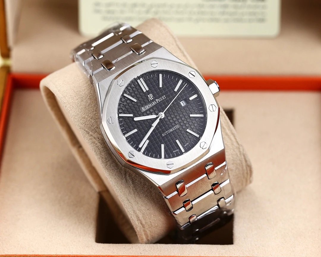 Audemars Piguet Royal Oak 15400 Automatic Watch 41mm — photo 4
