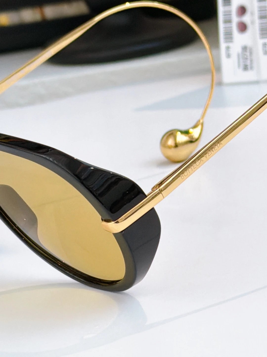 Bottega Veneta Sunglasses Ver.E — Photo 4