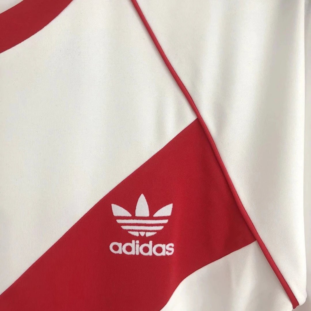 River Plate Retro Home Jersey — Photo 6