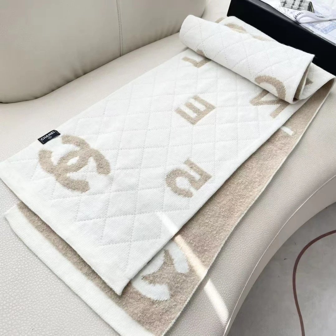 Chanel Cashmere Scarf Ver.B — QC
