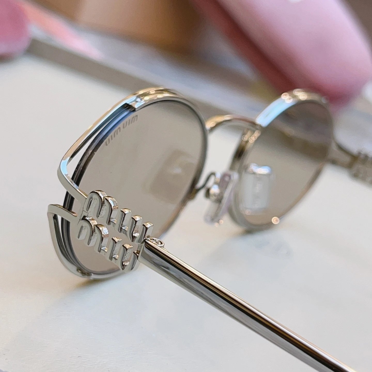 Miu Miu Sunglasses Ver.B — photo 7