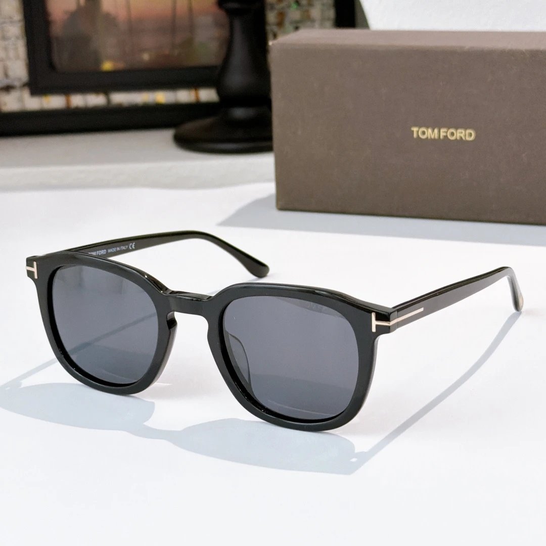 Tom Ford TF0975 Sunglasses 52-23-145 — photo 10