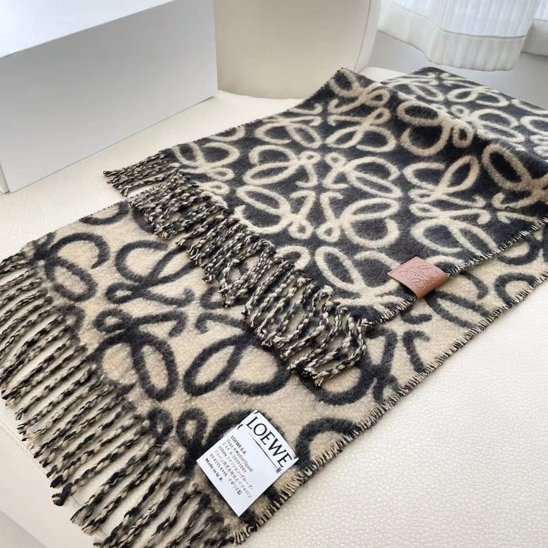 Loewe Cashmere Scarf Ver.C — Photo 6