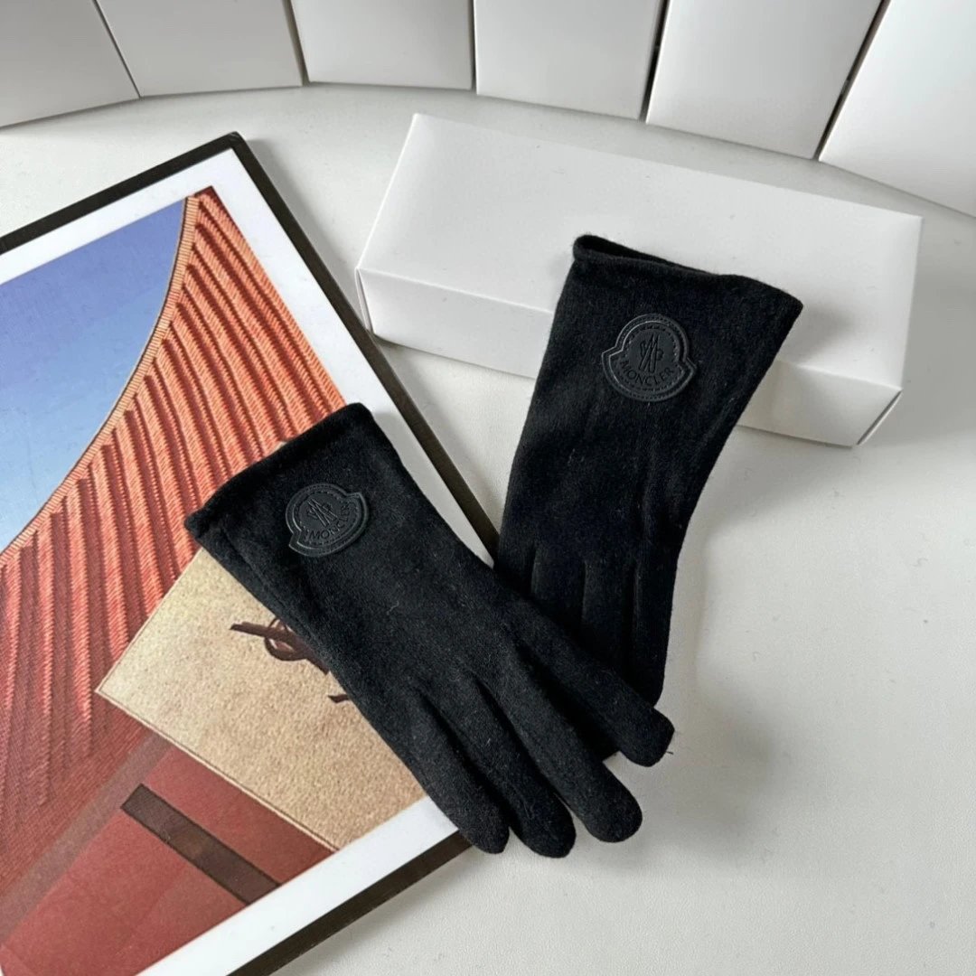 Moncler Gloves Ver.C — Photo 5