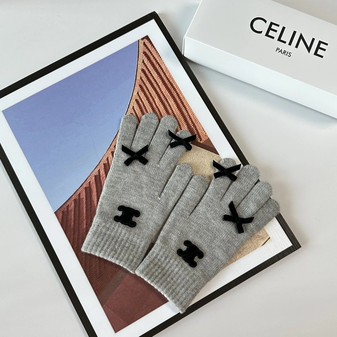 Celine Gloves Ver.B — Photo 3