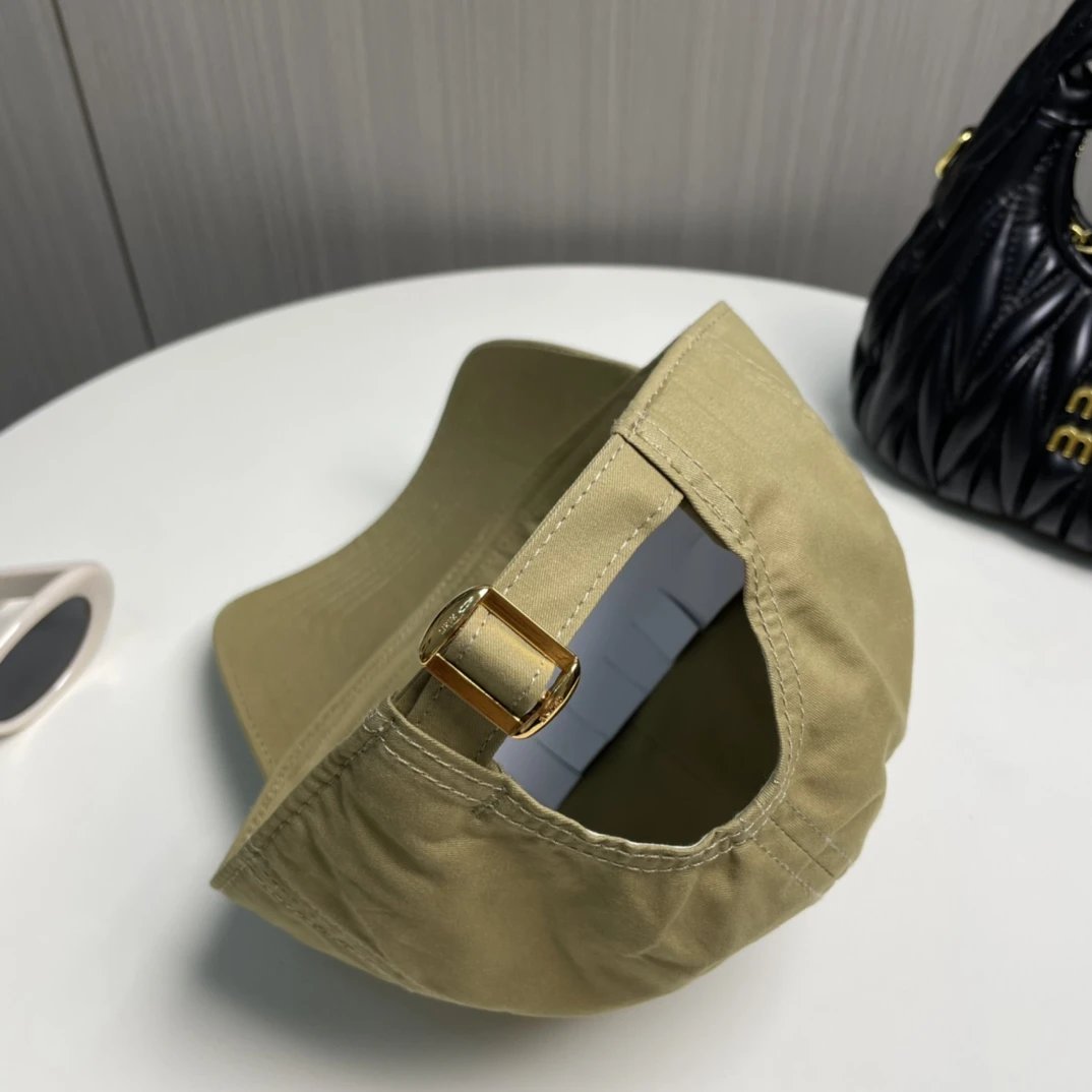 Celine Baseball Cap Ver.F — Photo 3
