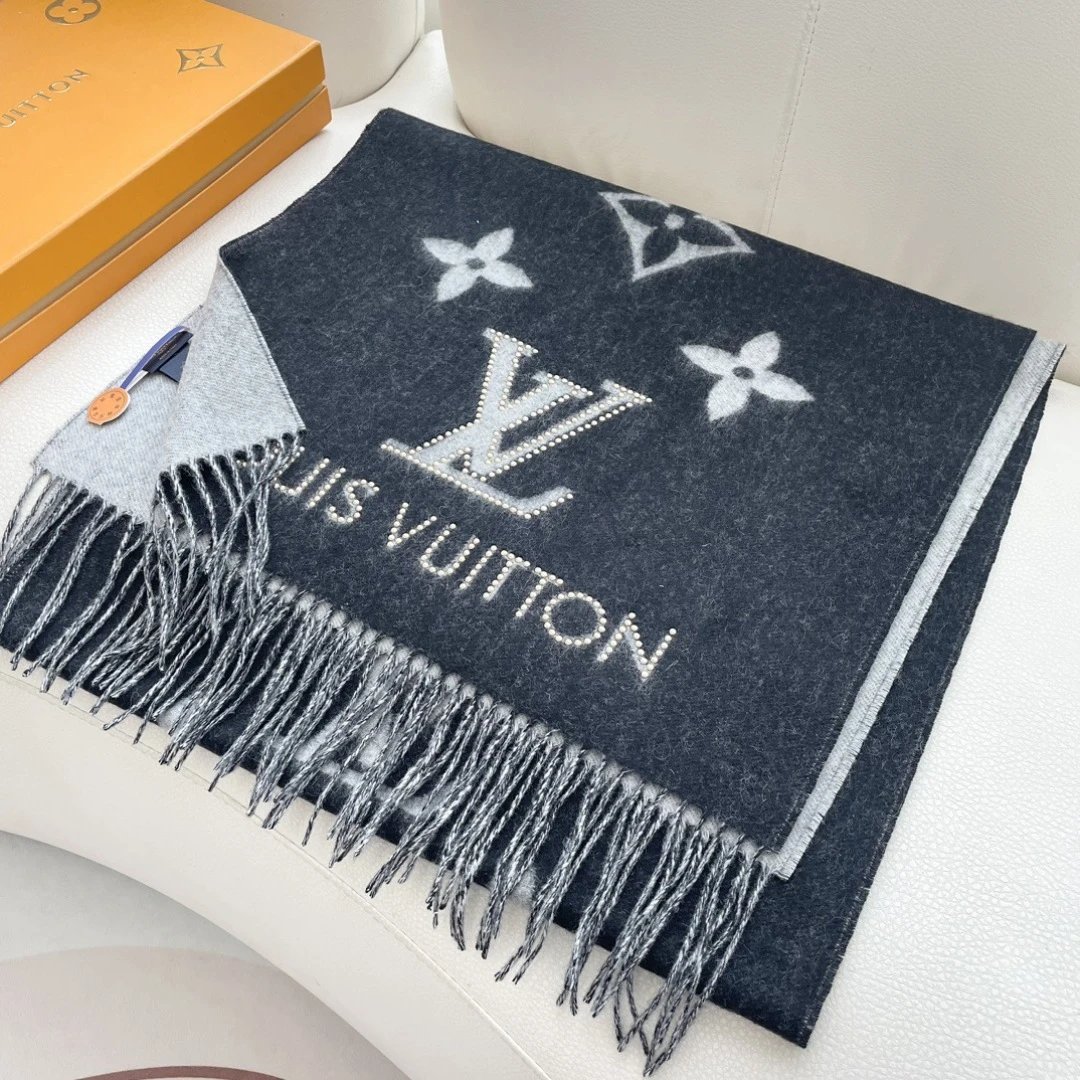 Louis Vuitton Cashmere Scarf Ver.E — QC