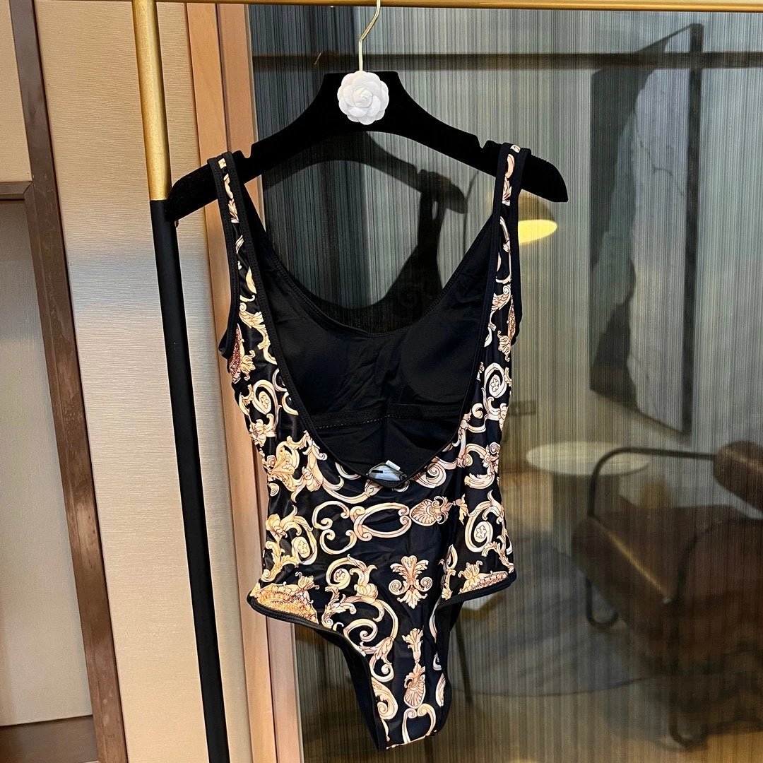 Versace One-Piece Swimwear Ver.C — Photo 2