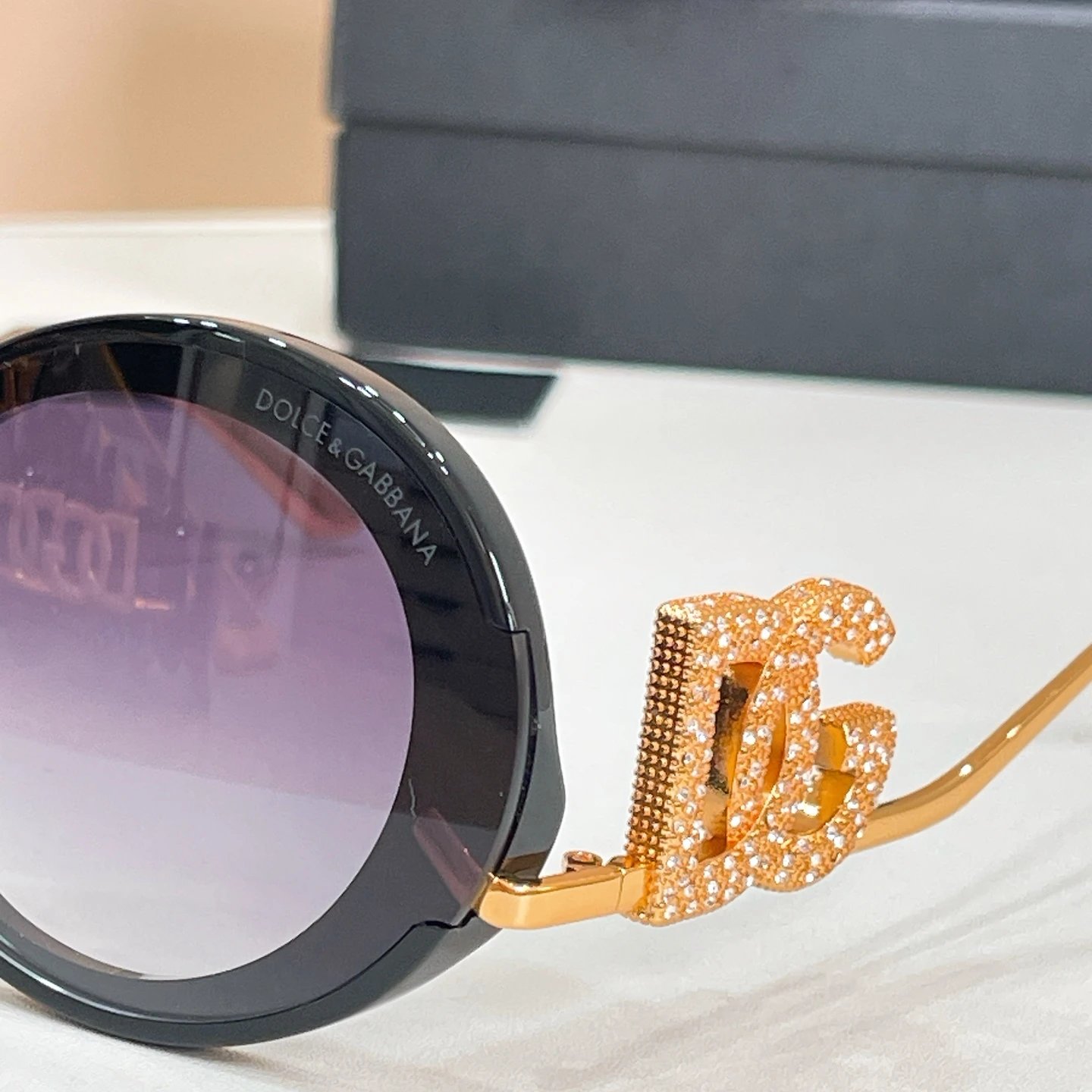 Dolce & Gabbana DG7079 Sunglasses 64-15-140 Ver.C — Photo 7