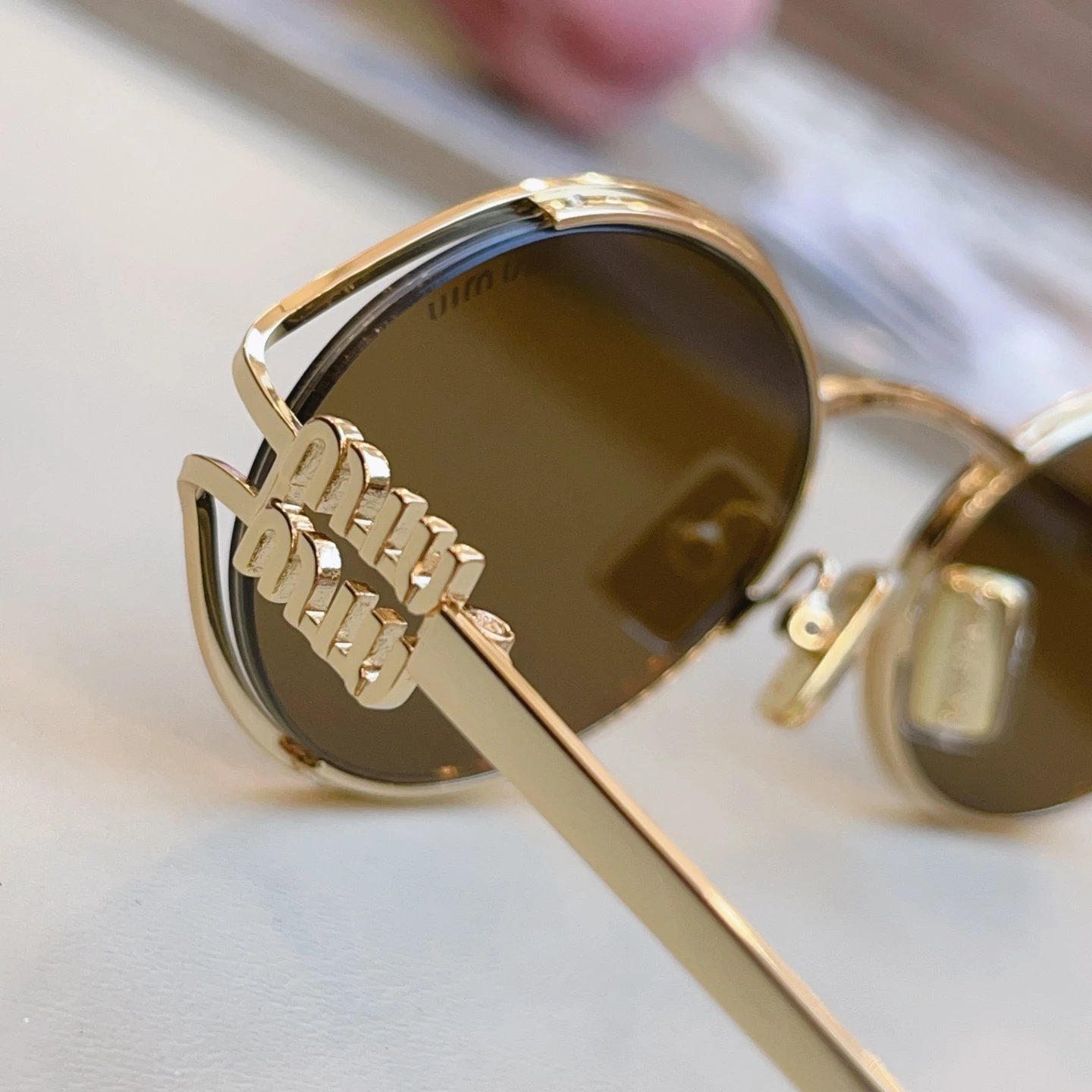 Miu Miu Sunglasses Ver.D — photo 9