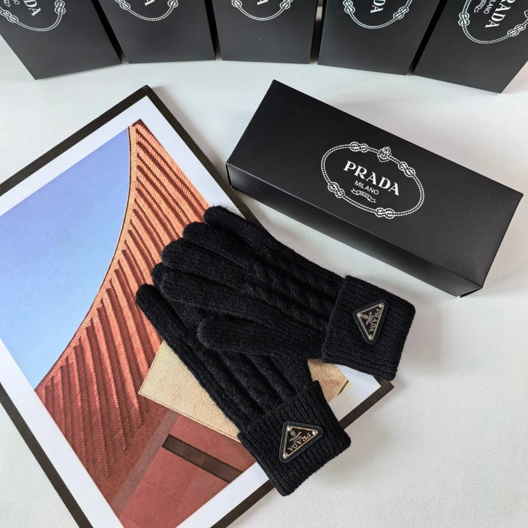 Prada Gloves Ver.B — Zdjęcie 2