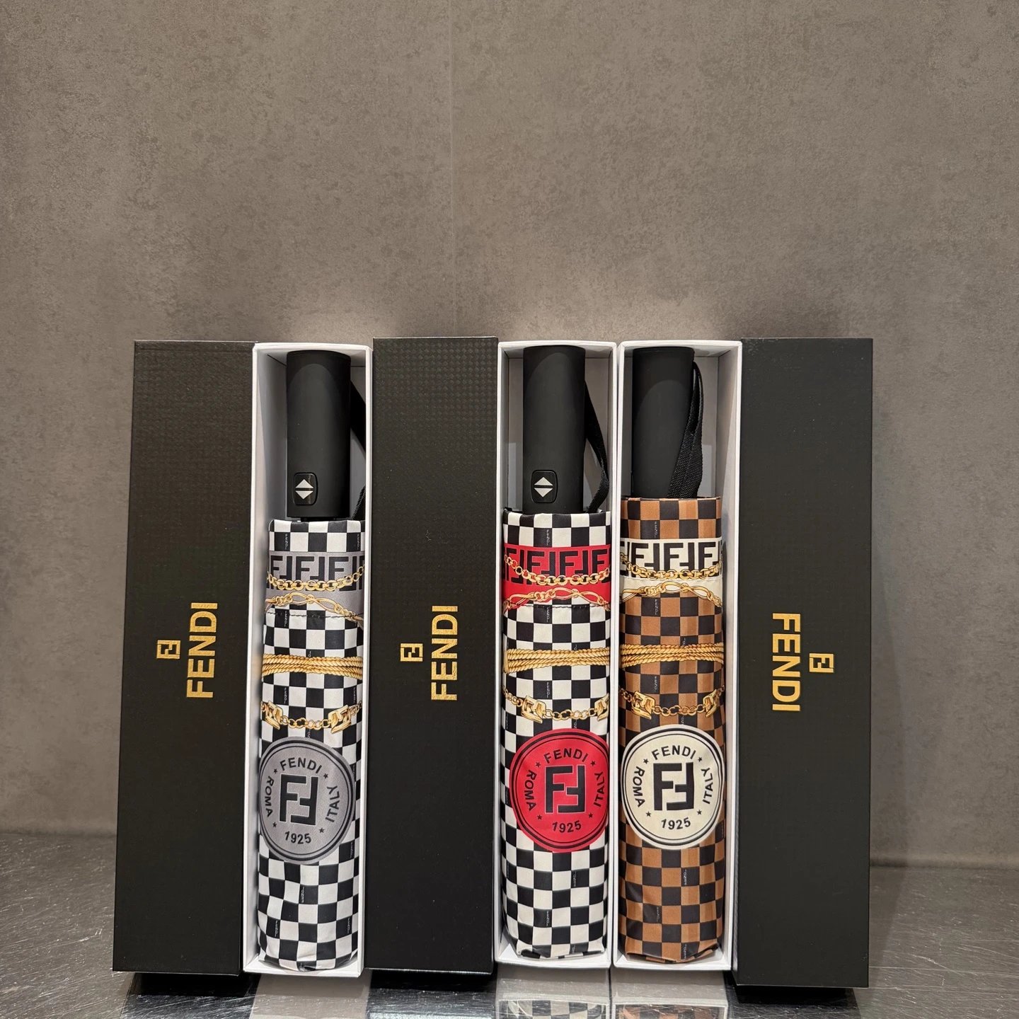 Fendi UV Protection Folding Umbrella Ver.L — Photo 8