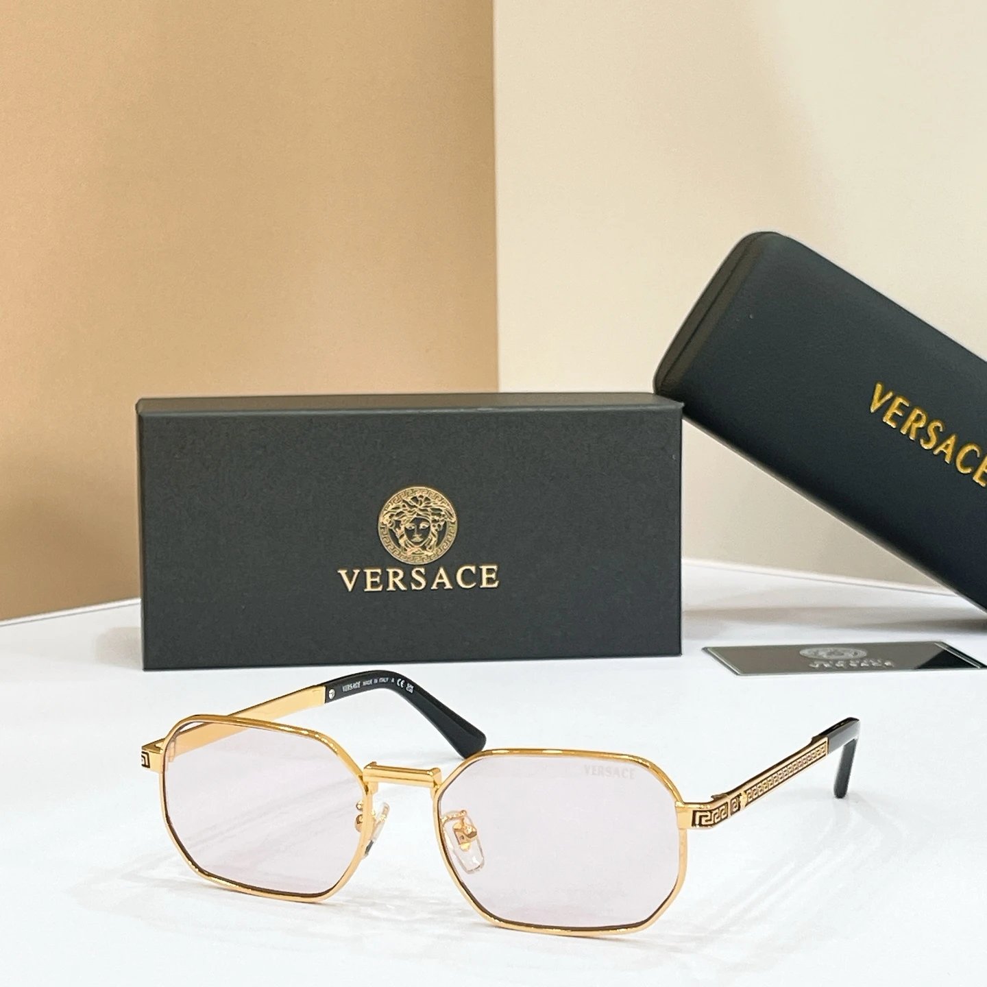 Versace VE2297 Sunglasses 54-16-145 — Photo 5