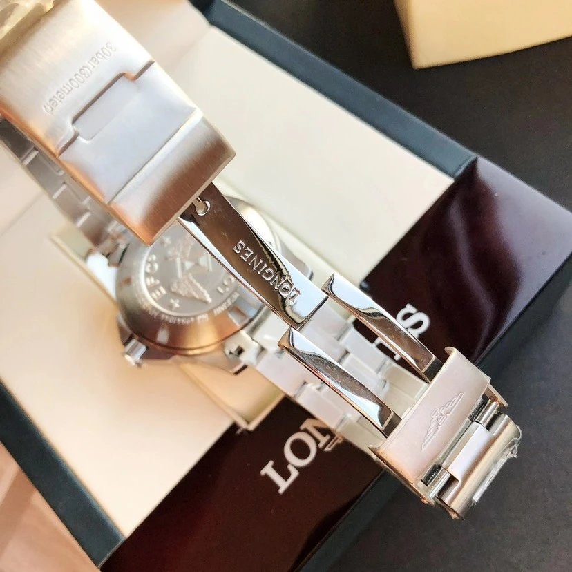 Longines Conquest Rubber Automatic Watch 41mm Ver.A — Photo 9