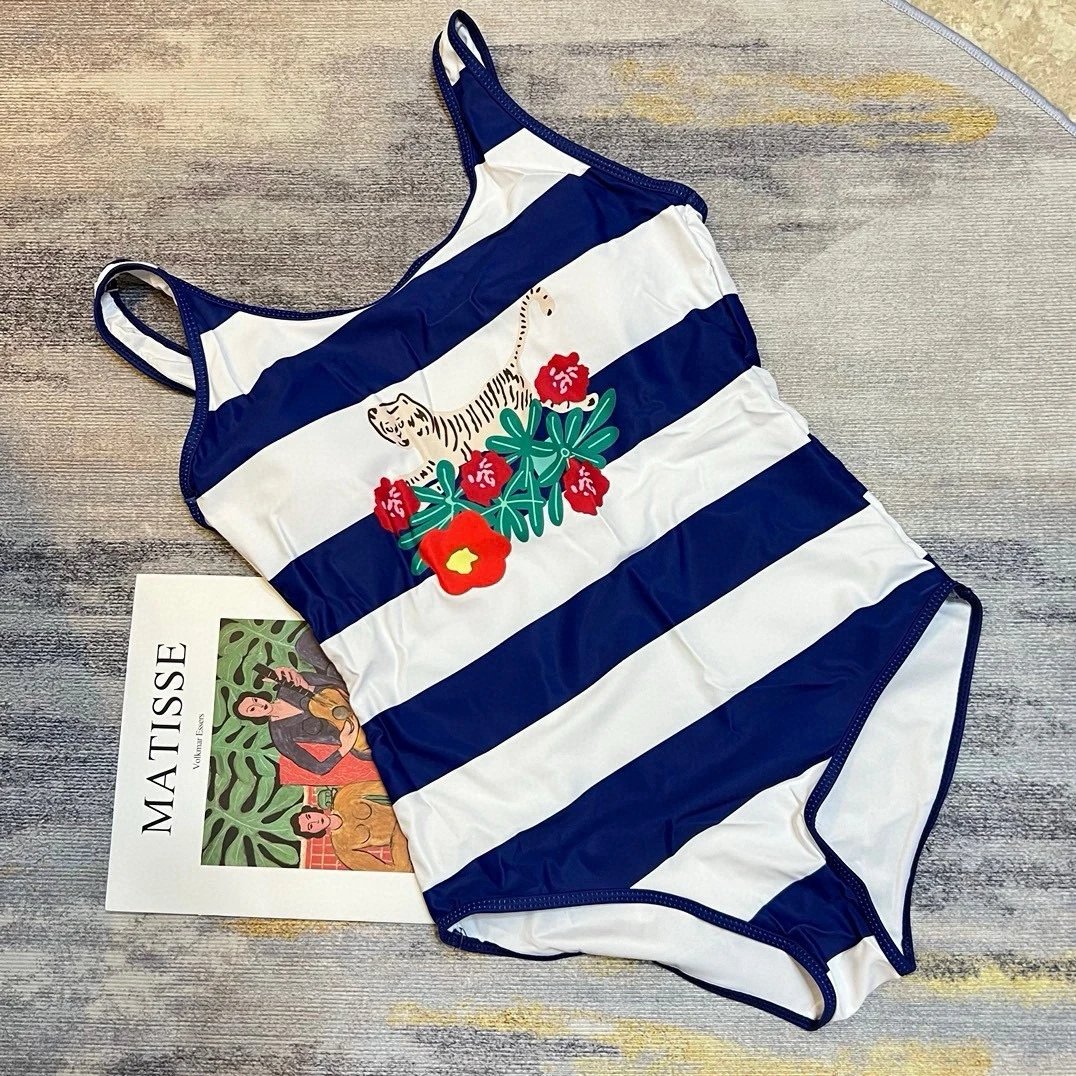 Gucci One-Piece Swimwear — Zdjęcie 3