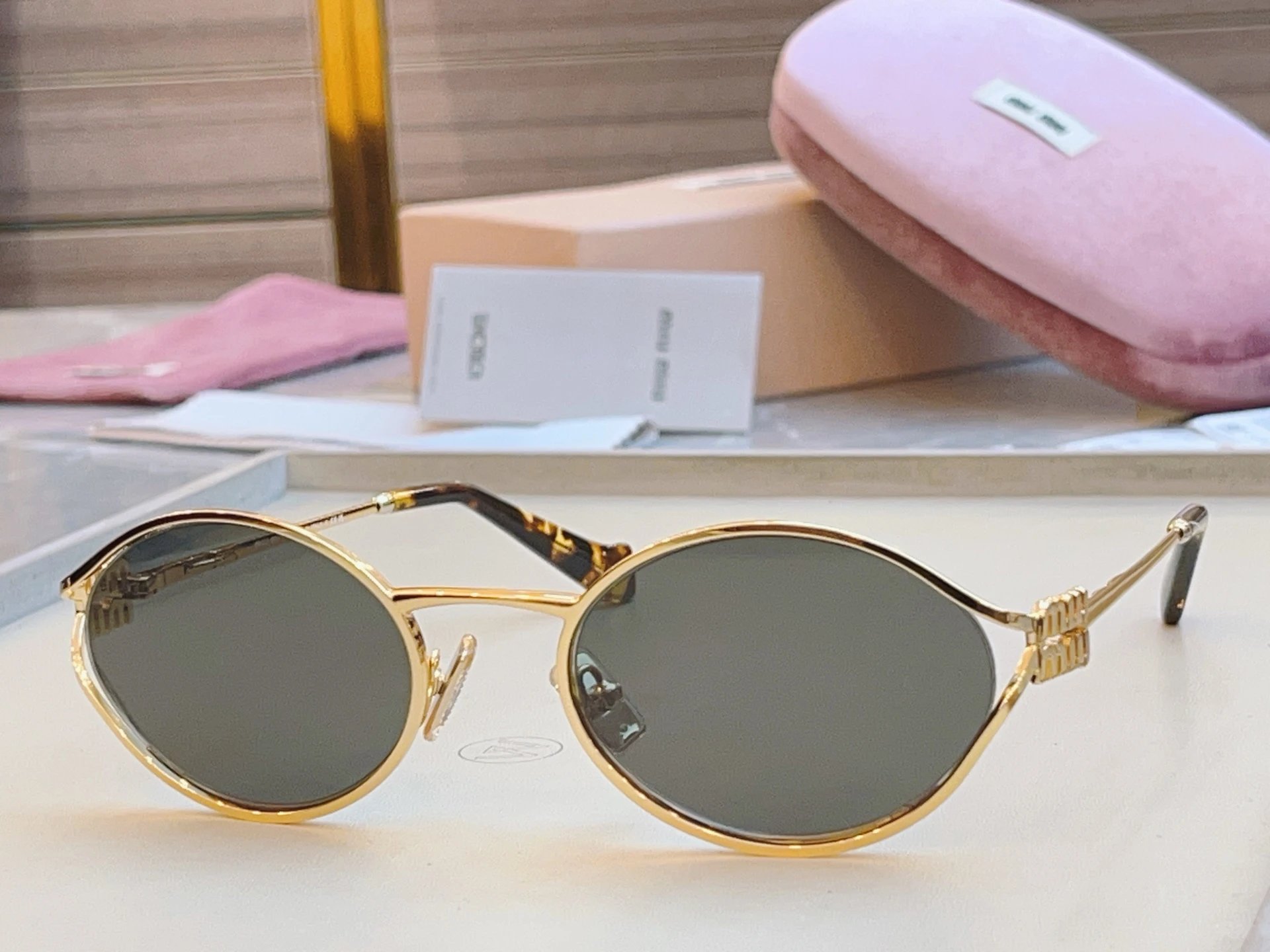 Miu Miu SMU 52Y Sunglasses 54-20-125 — photo 8