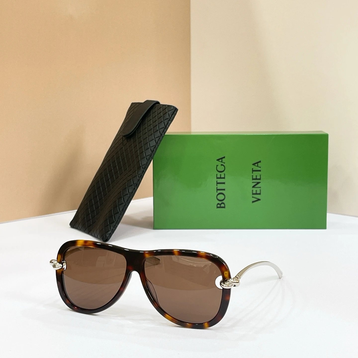Bottega Veneta BV1513S Sunglasses 61-9-145 Ver.B — photo 2