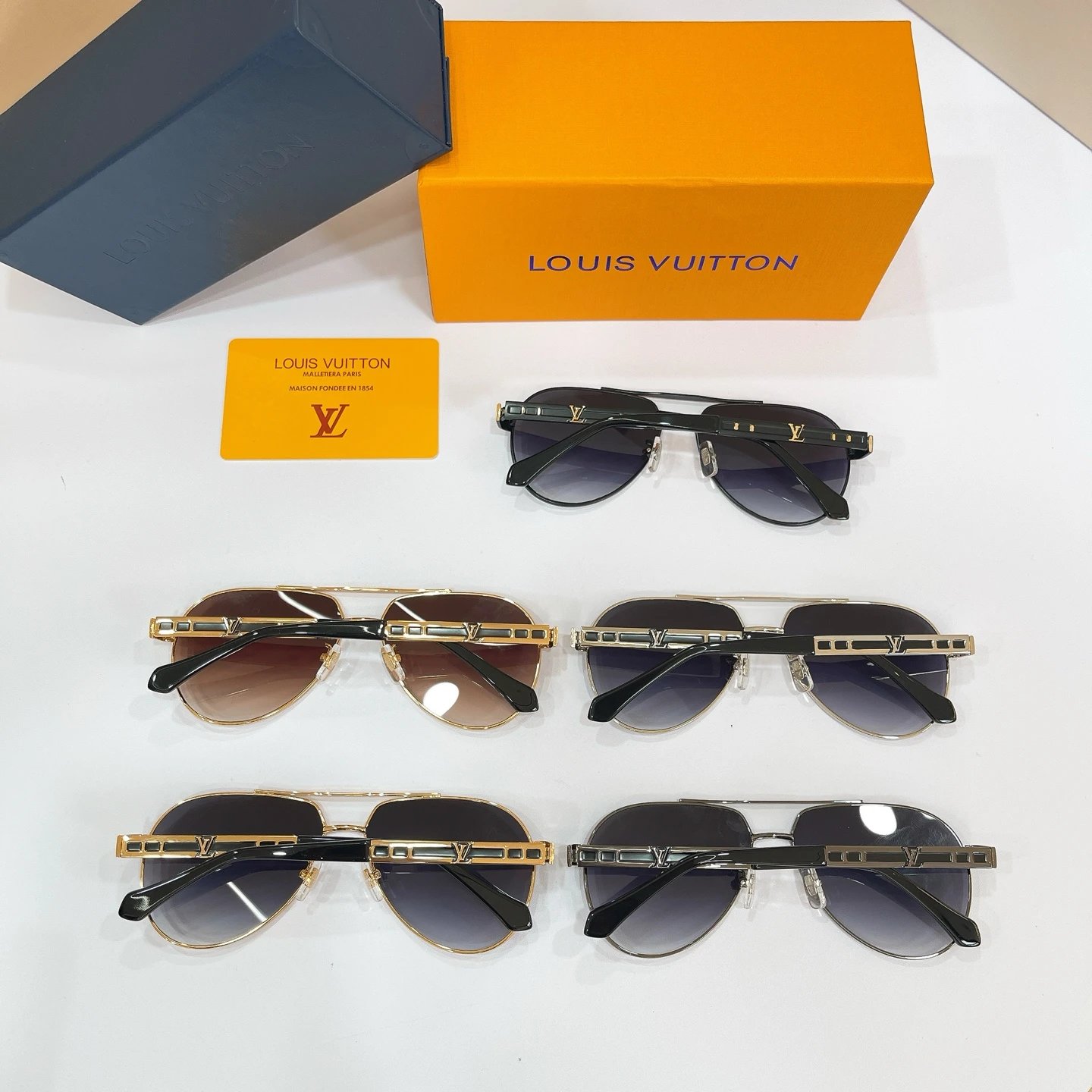 Louis Vuitton Z2106U Sunglasses 60-14-145 — QC