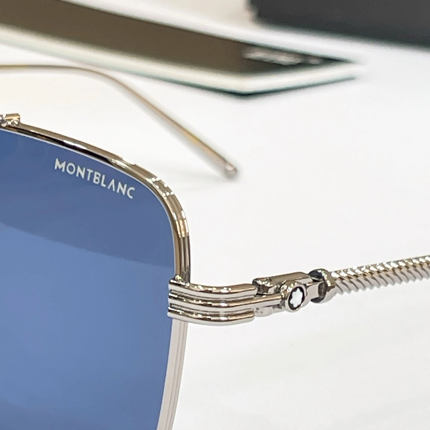 Mont Blanc MB2249S Sunglasses 57-17-145 — Zdjęcie 7