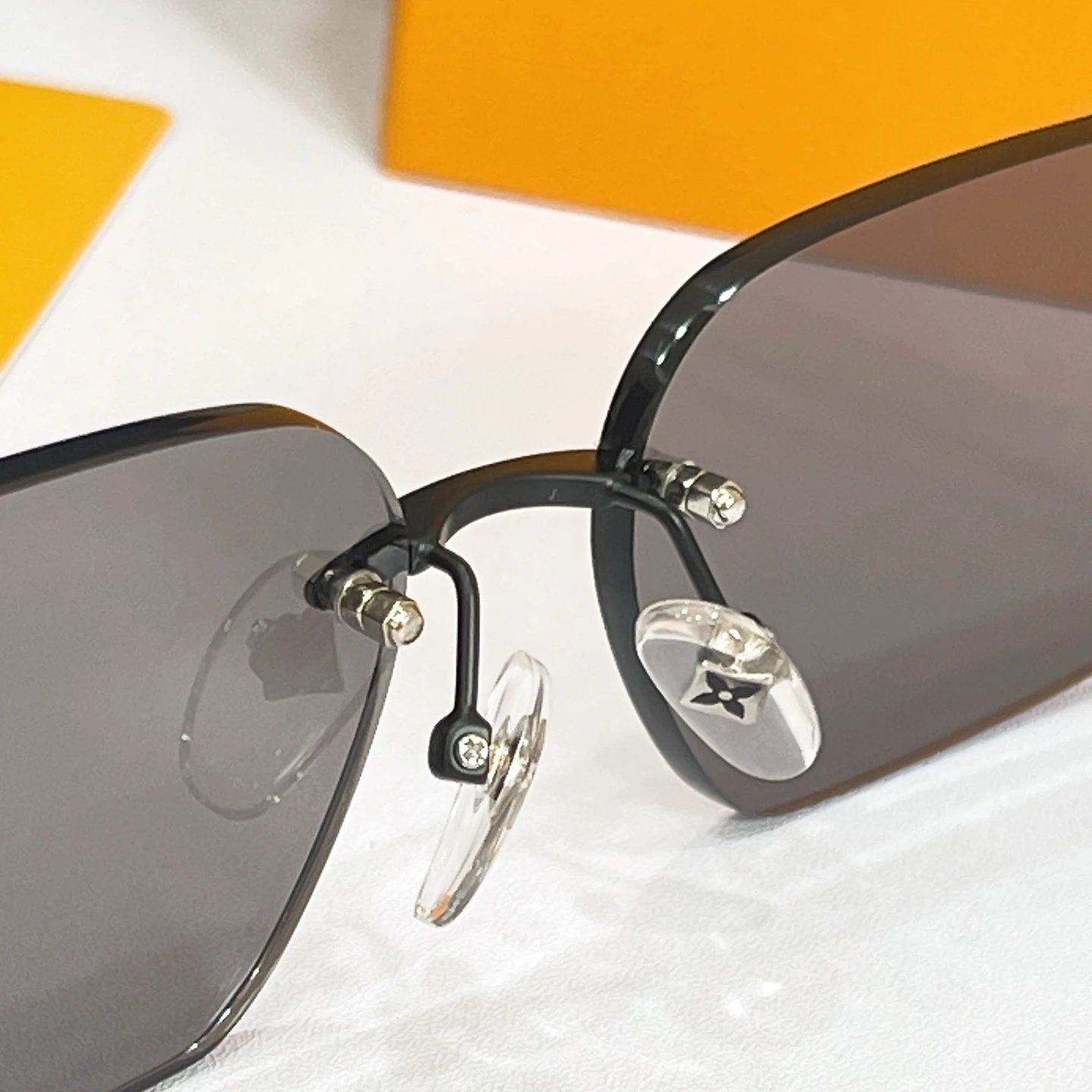 Louis Vuitton Sunglasses Ver.C — QC