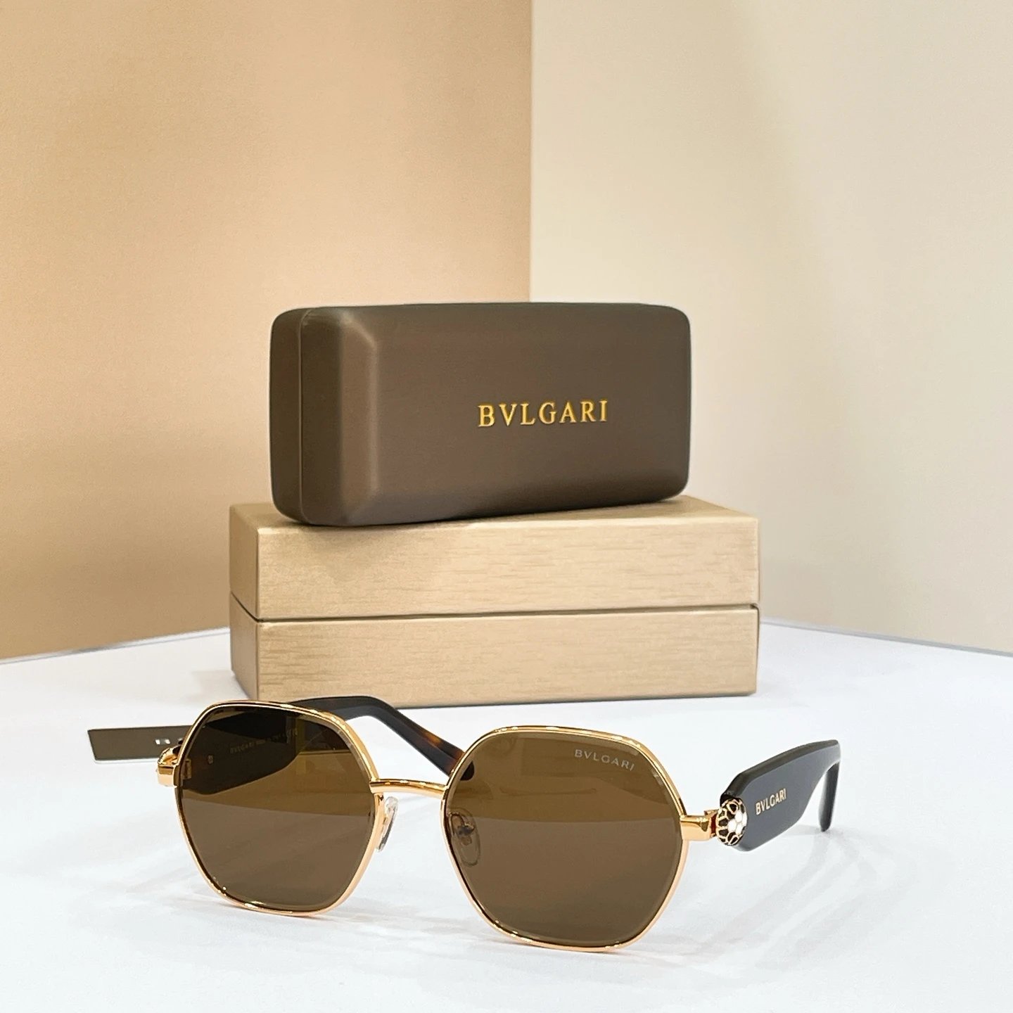 Bvlgari BV 9029B Sunglasses 58-17-143 — photo 3