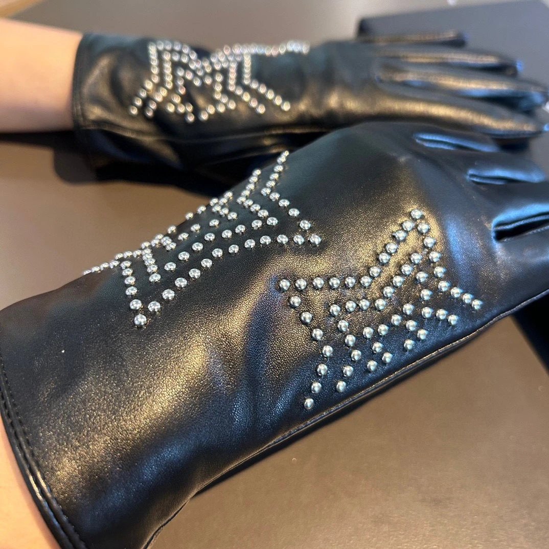 Chrome Hearts Lambskin Cashmere Gloves Ver.C — QC