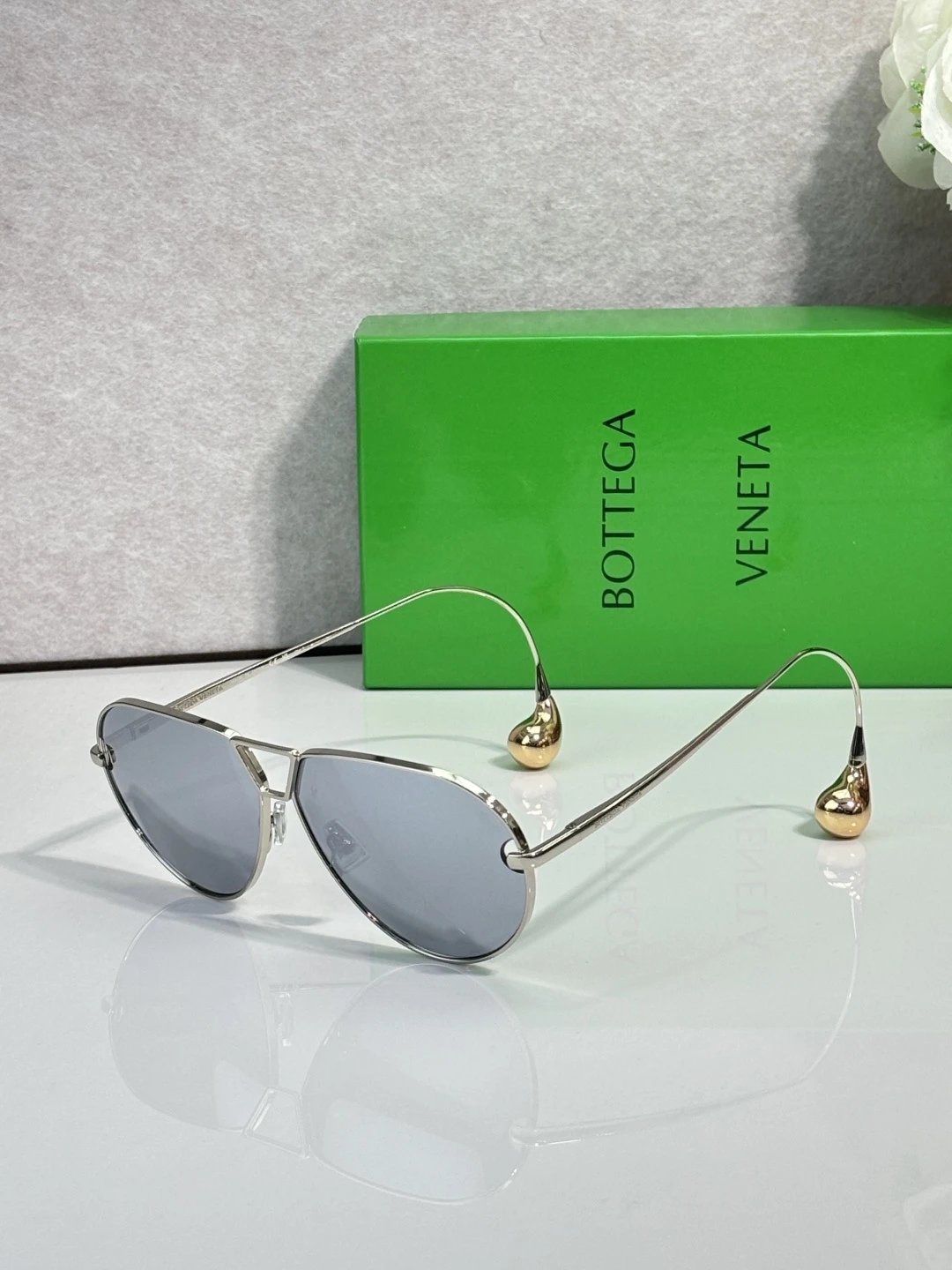 Bottega Veneta BV1437S Sunglasses 64-12-185 Ver.A — Photo 6