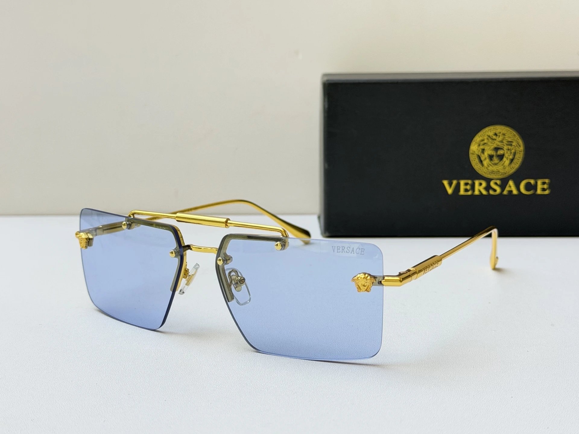 Versace VE2245 Sunglasses — Zdjęcie 7