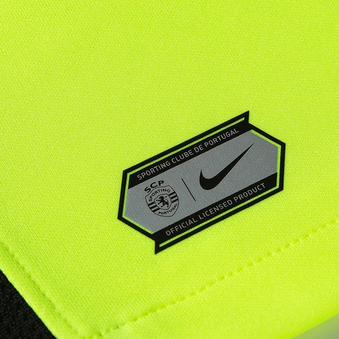 Sporting CP 21/22 Away Jersey — photo 5
