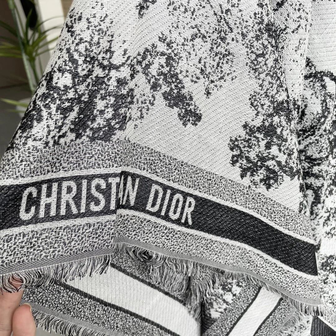 Dior Wool Silk Shawl Ver.B — QC