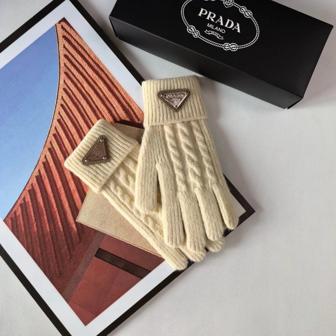 Prada Gloves Ver.C — Photo 3