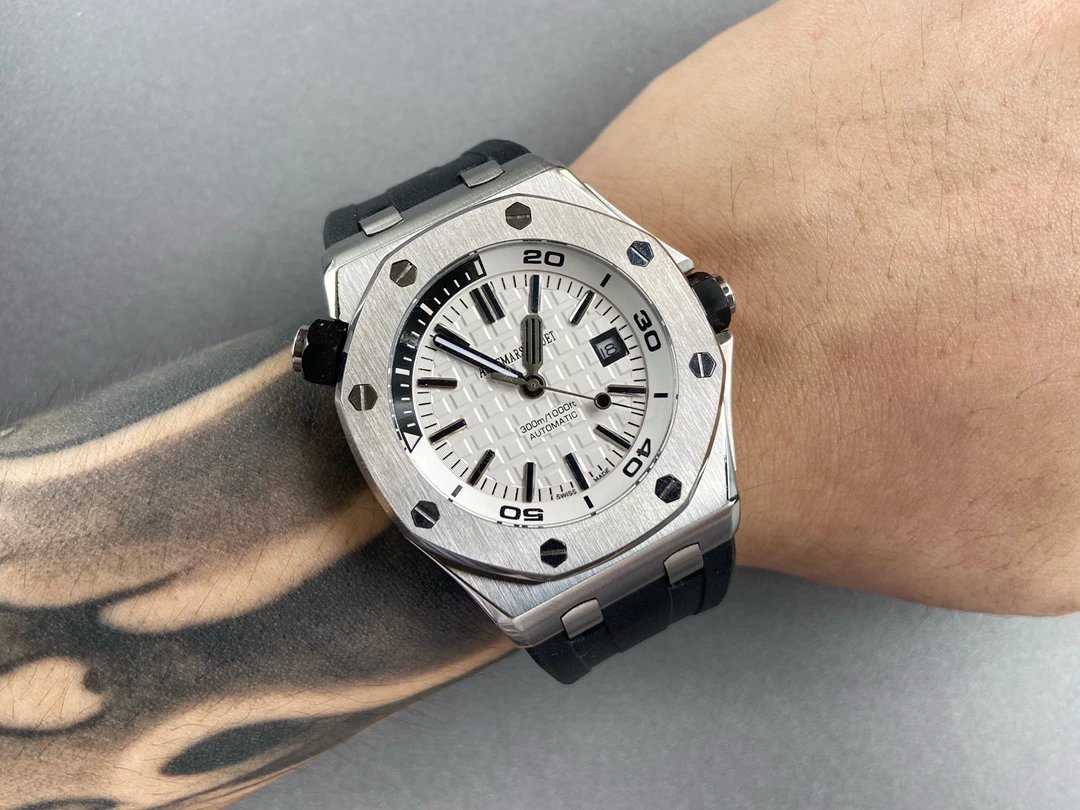 Audemars Piguet Royal Oak Offshore Automatic Watch 42mm Ver.A — Zdjęcie 3
