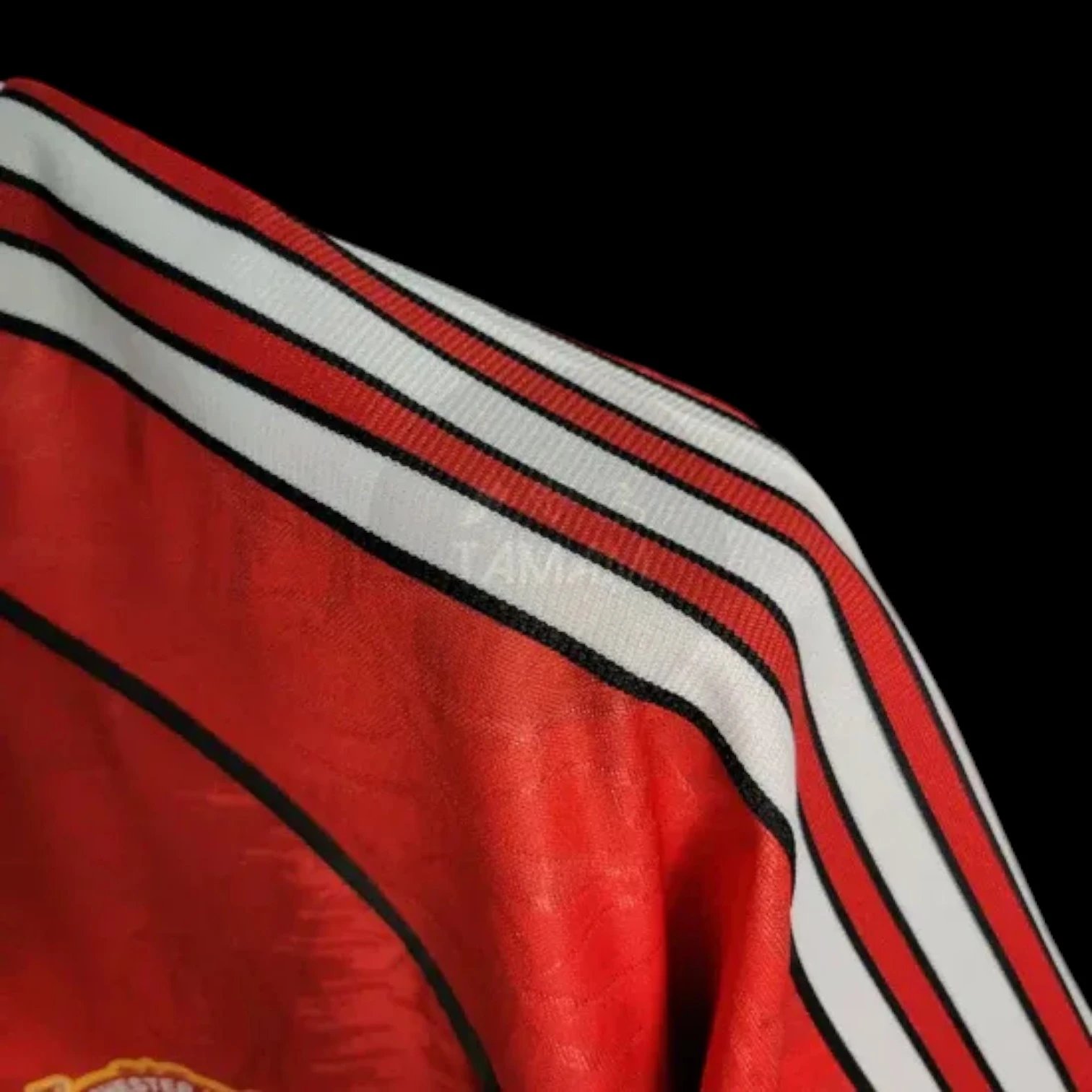 Manchester United 90/92 Retro Jersey — Photo 3