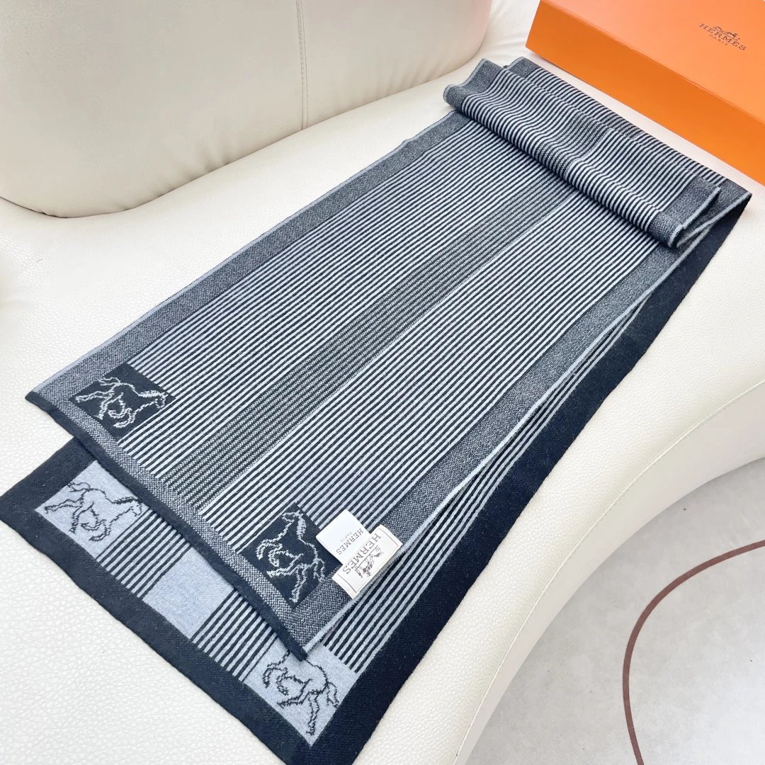Hermes Cashmere Scarf Ver.E — Photo 7