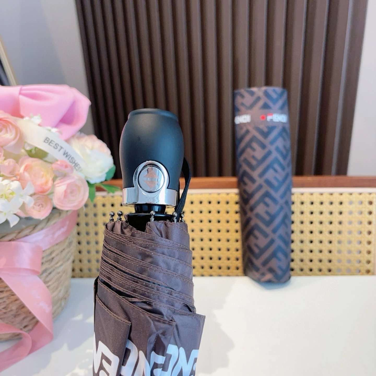 Fendi UV Protection Folding Umbrella Ver.I — Photo 4