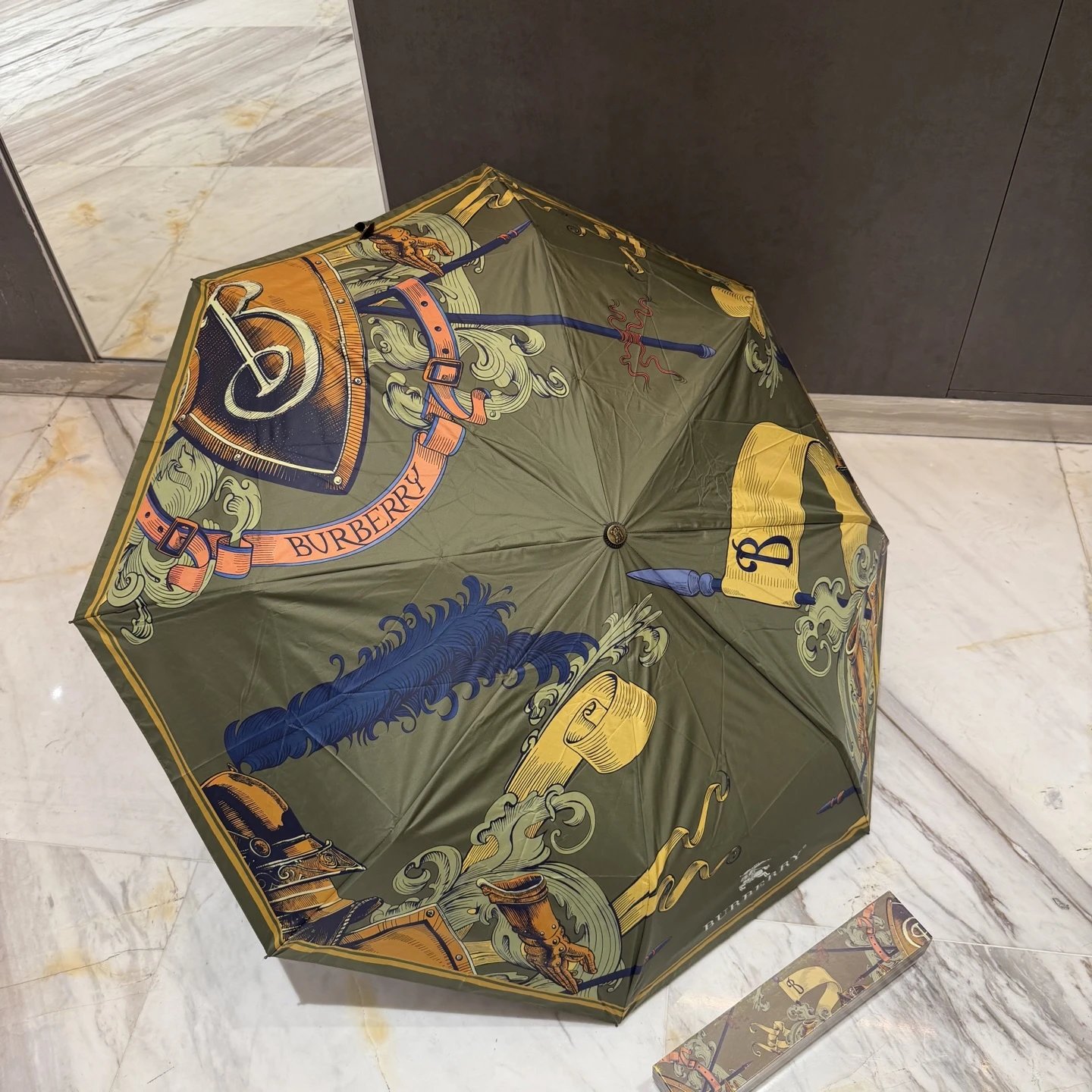 Burberry UV Protection Folding Umbrella Ver.H — Photo 5