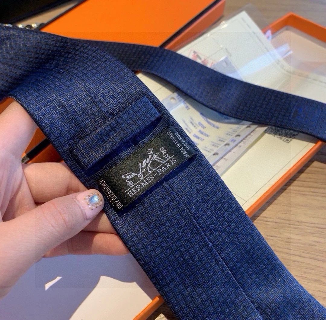 Burberry Silk Tie Ver.L — Photo 5