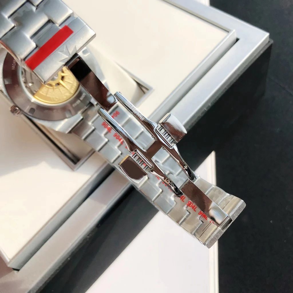 Vacheron Constantin Overseas Automatic Watch 41mm Ver.C — photo 8
