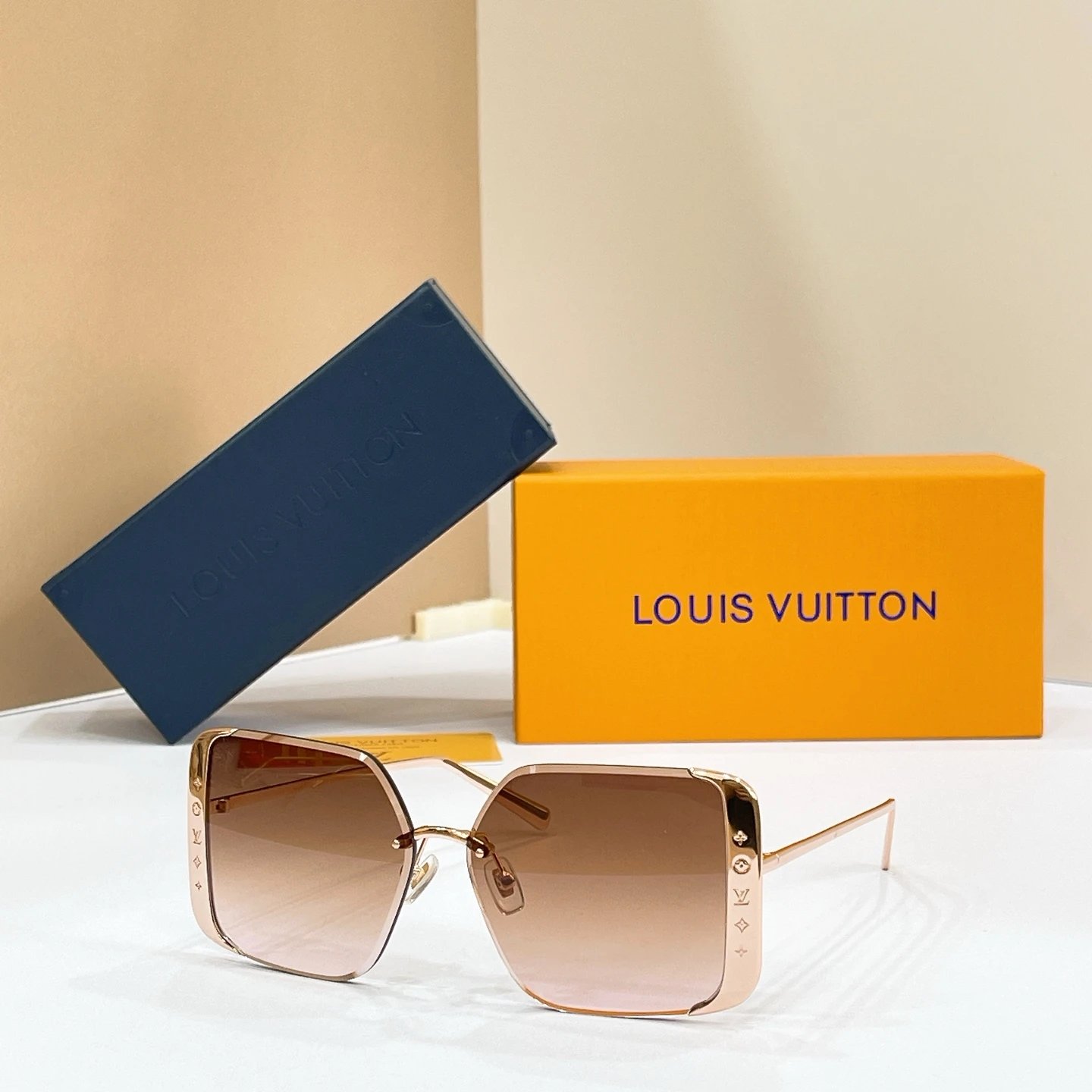 Louis Vuitton Sunglasses Ver.E — Zdjęcie 4