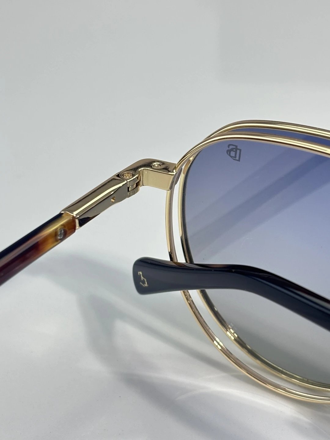 David Beckham DB 1238 Sunglasses Ver.A — photo 6