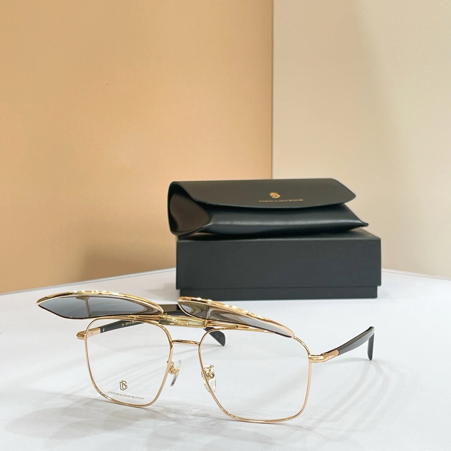 David Beckham DB 1187 Sunglasses Ver.B — photo 6