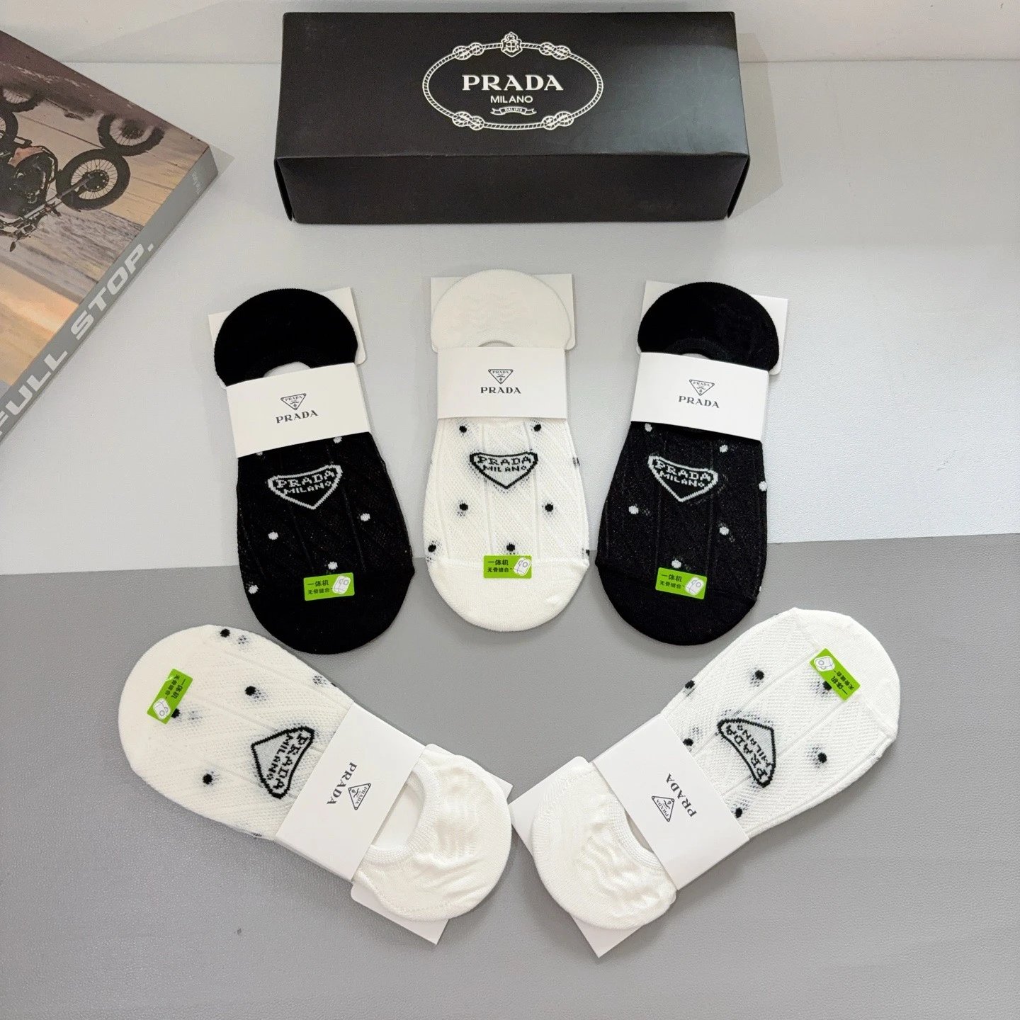 Prada No-Show Socks — Zdjęcie 8