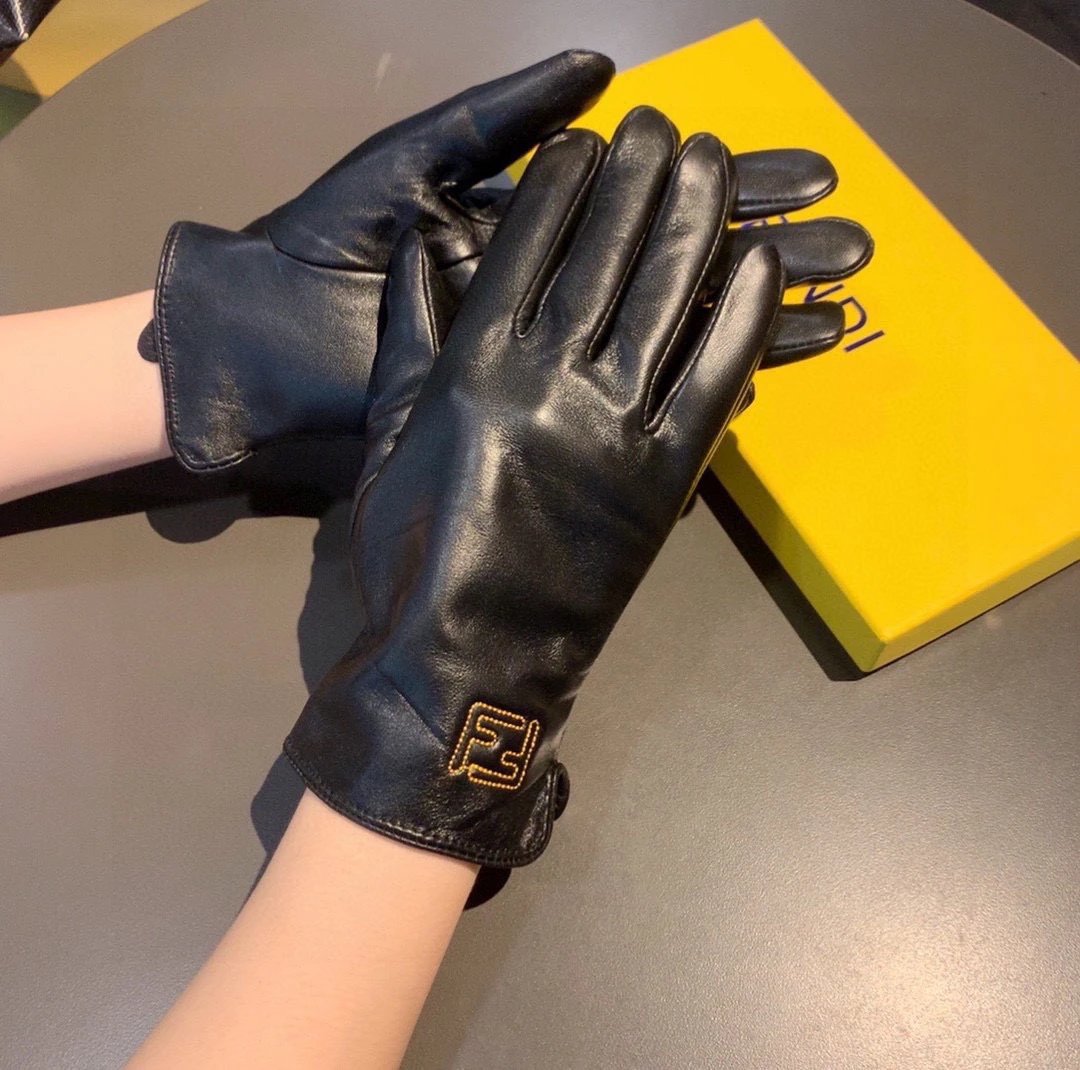 Fendi Lambskin Touchscreen Gloves Ver.A — QC