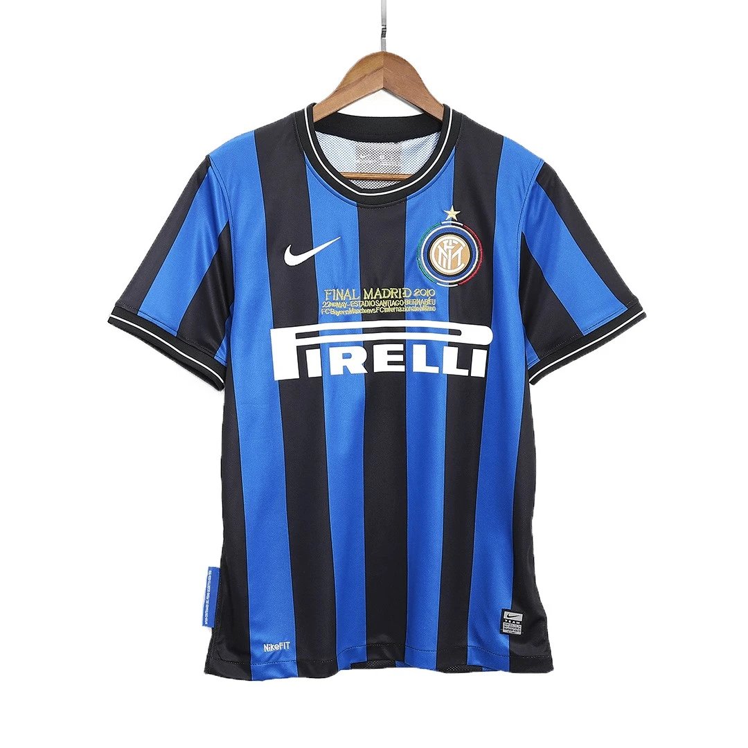 Inter Milan 2009/10 Retro Home Jersey — Photo 3