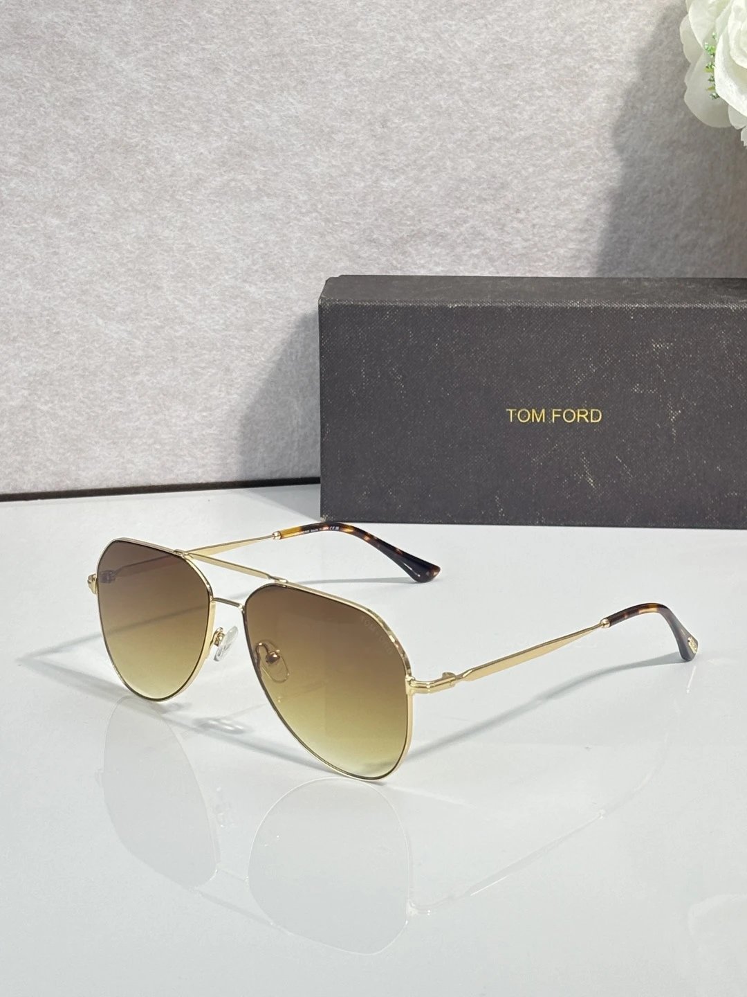 Tom Ford FT0853 Sunglasses 59-15 — QC