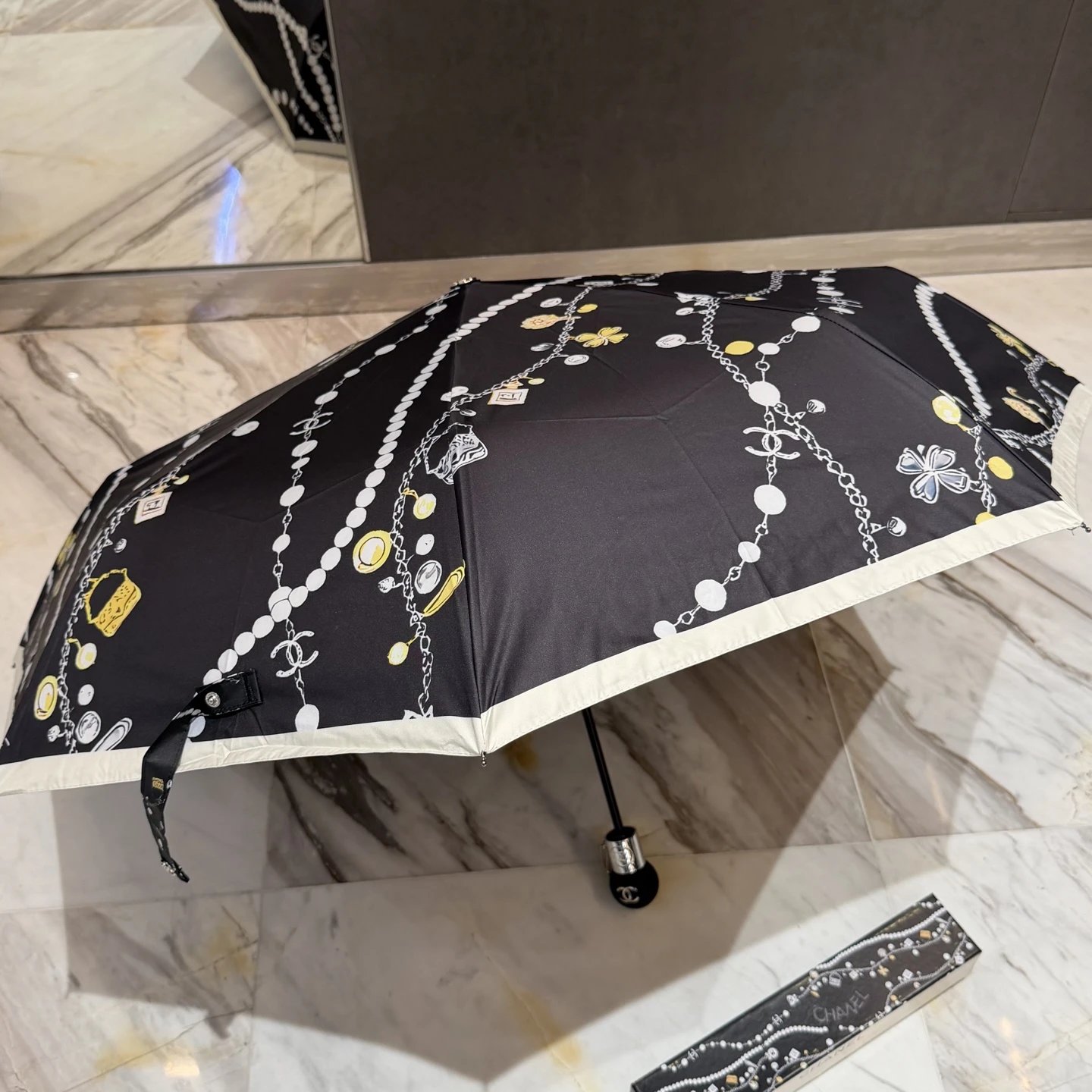 Dior UV Protection Folding Umbrella Ver.B — Photo 6