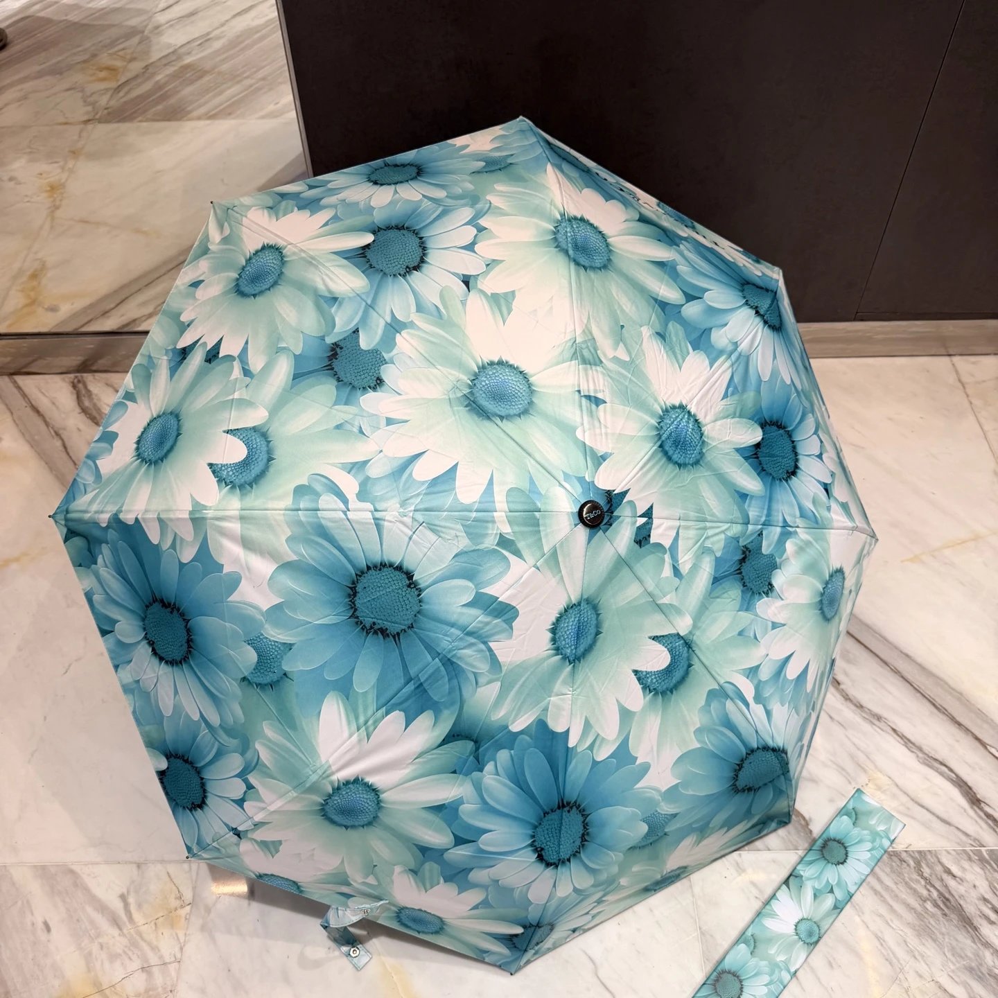 Tiffany UV Protection Folding Umbrella Ver.K — Zdjęcie 9
