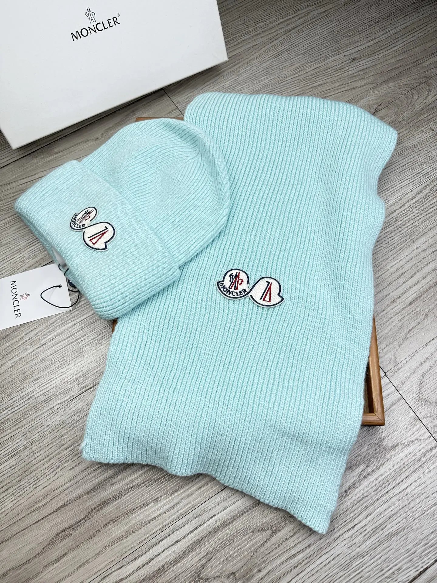 Moncler Wool Rabbit Fur Scarf & Hat Set Ver.H — Photo 2